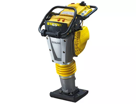 PILONNEUSE BOMAG BT65 – moteur Honda – Compactage